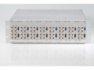 64-Kanal analog Multiplexer Rack