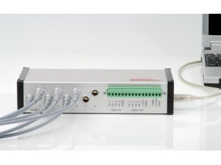 Compact USB-Box: mobil, robust mit 8B-Signalkonditionierung