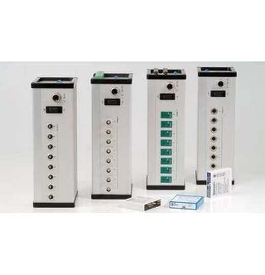 CON.5B Verstrkerbox mit Stecker-Auswahl